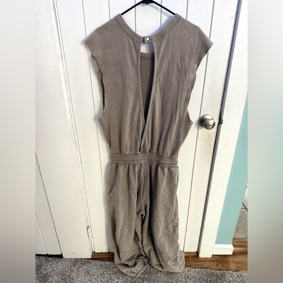 FP movement throw and go onesie - Picture 5 of 6